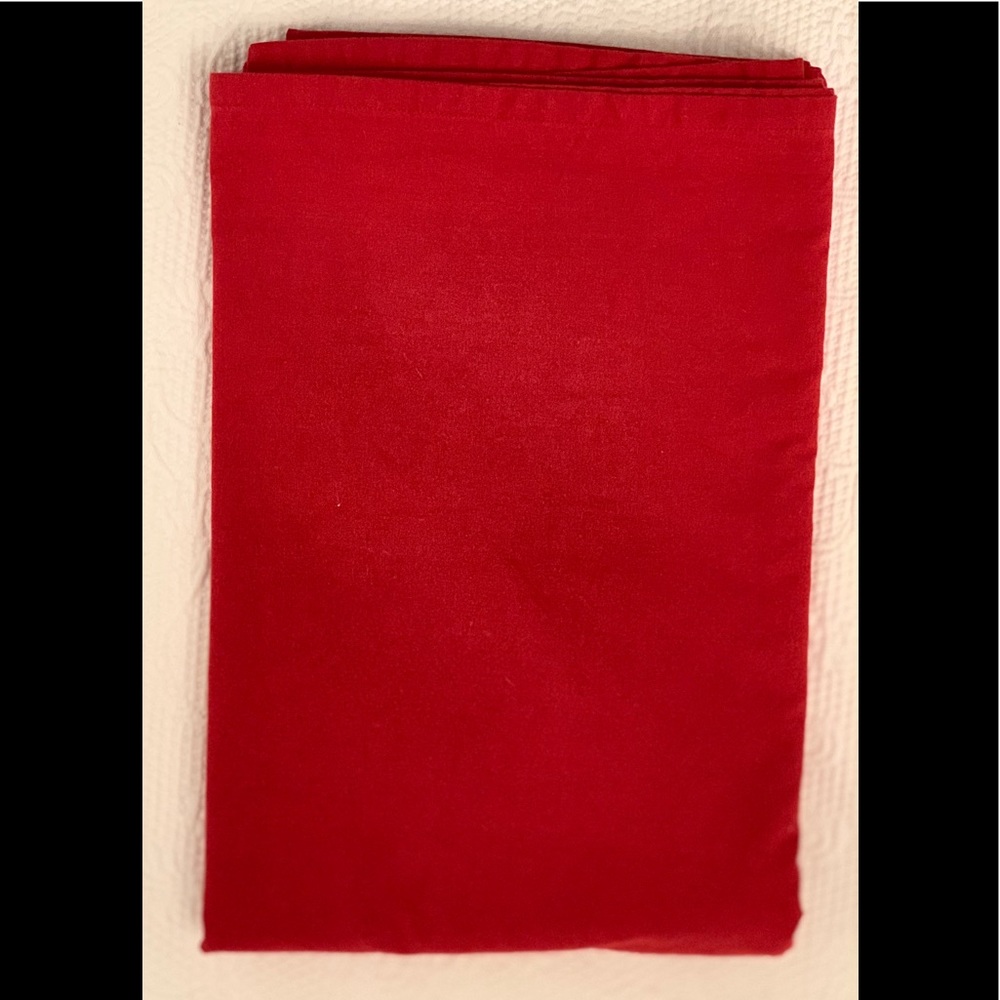 CASUAL HOME TABLECLOTH DARK RED